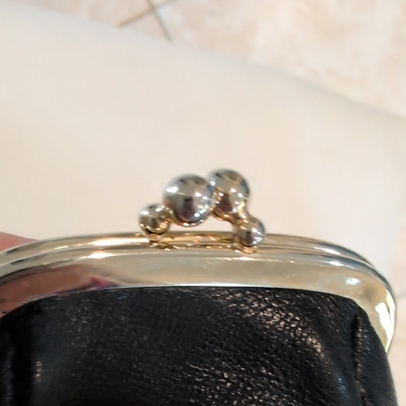 Chic Black Leather Coin Purse - Picture 5 of 5